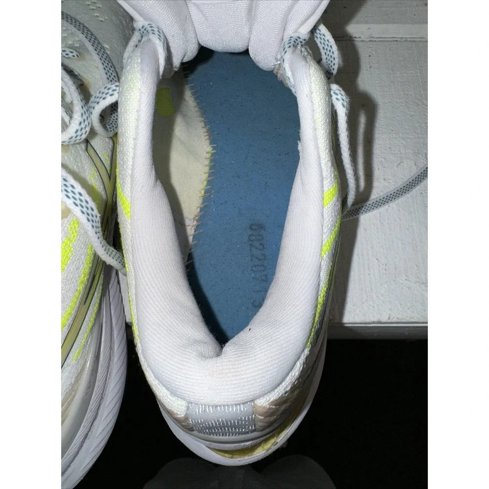 ASICS WOMEN'S‎ GEL-KAYANO 29 RUNNING SHOES SNEAKERS WHITE YELLOW SIZE 7